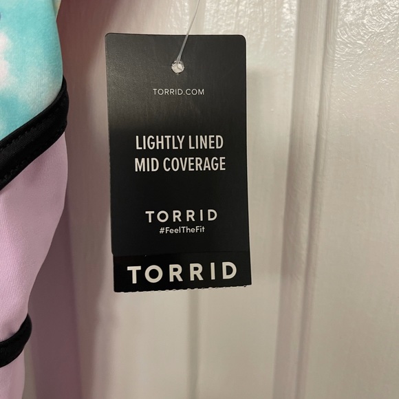 Torrid size 1 D/DD - Picture 7 of 8